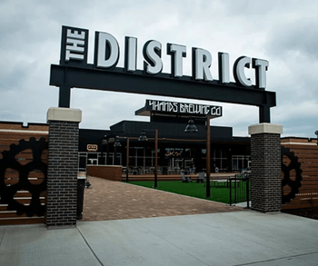 3 Minutes from abundant shopping, dining & entertainment